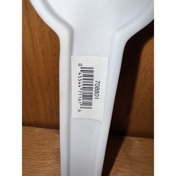 Vintage Precious Moments Jesus Loves Me Porcelain Cross Wall Hanging (Boy) - Picture 6 of 7